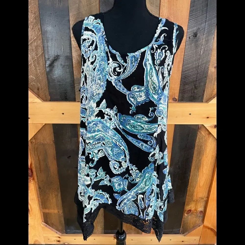 New with tags Papa Fashions paisley sleeveless lined tunic/dress with lace, XL